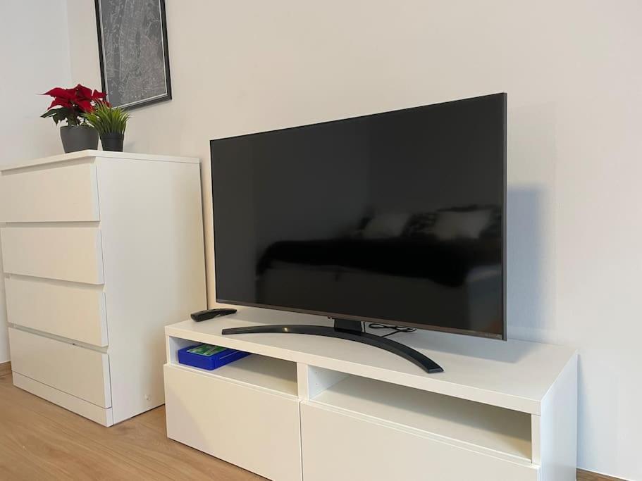 Charming Apartment Near City Center เวียนนา ภายนอก รูปภาพ